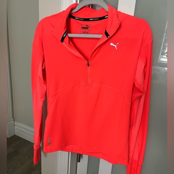 Pink puma long sleeve top, looks orange in the picture but it’s fluorescent pink - Picture 1 of 2